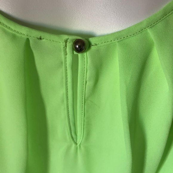 Womens Lime Green Silky Top SZ Small Sleeveless Dress Top - Picture 4 of 4